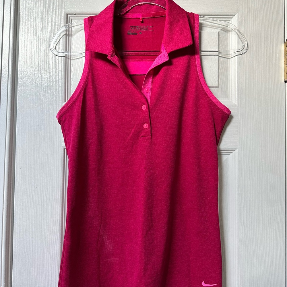 Nike Women's Fuchsia Sleeveless Golf Top
